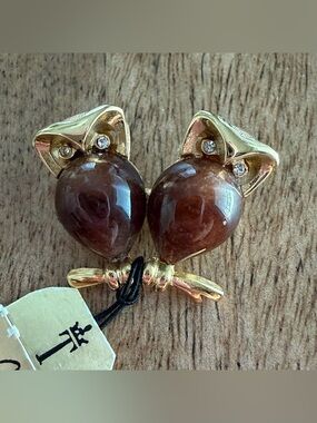 Vintage Crown Trifari Jelly Belly Cabochon Two Owls Brooch Pin - NWT RARE